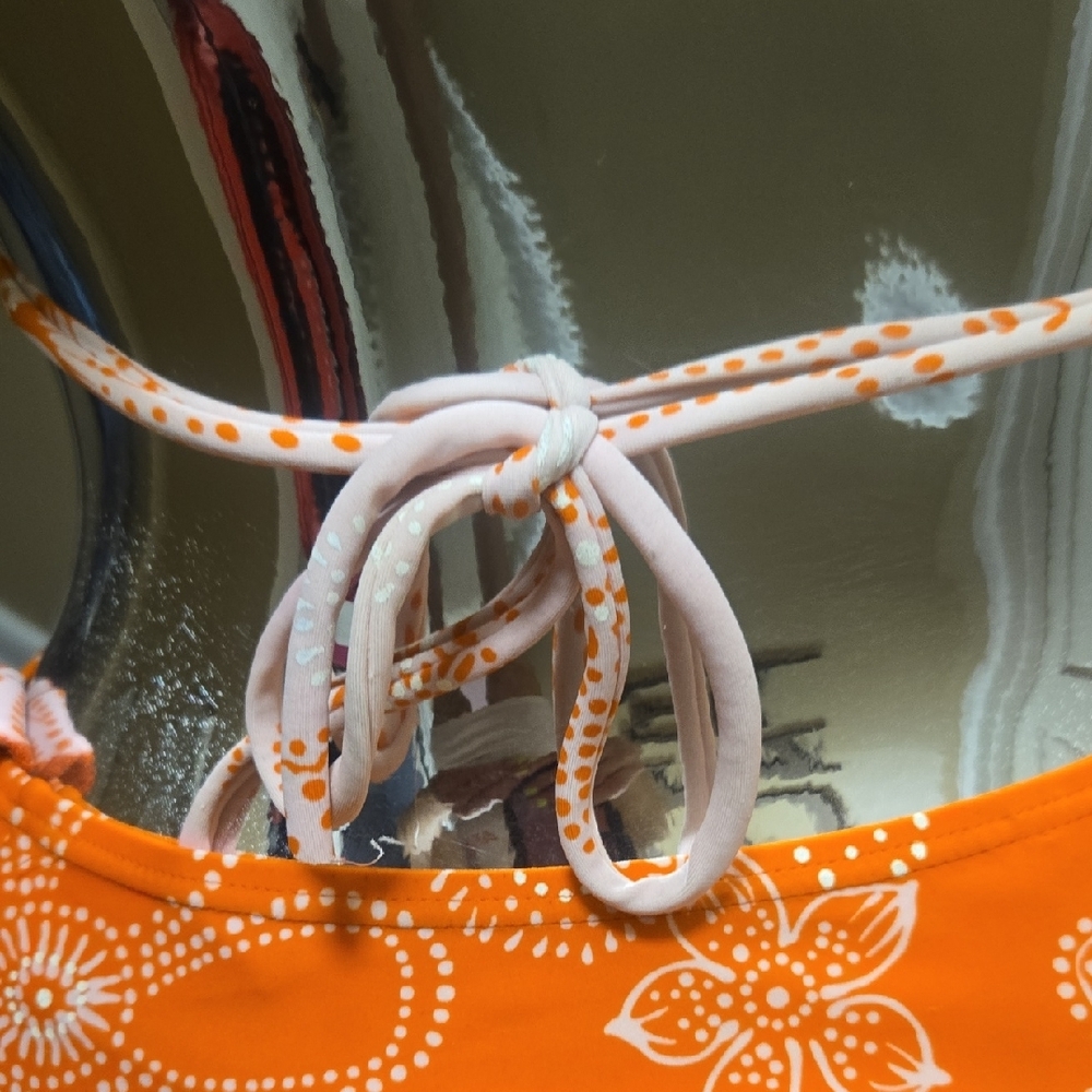 Vibrant Orange and Pink Bikini Set - Picture 13 of 16